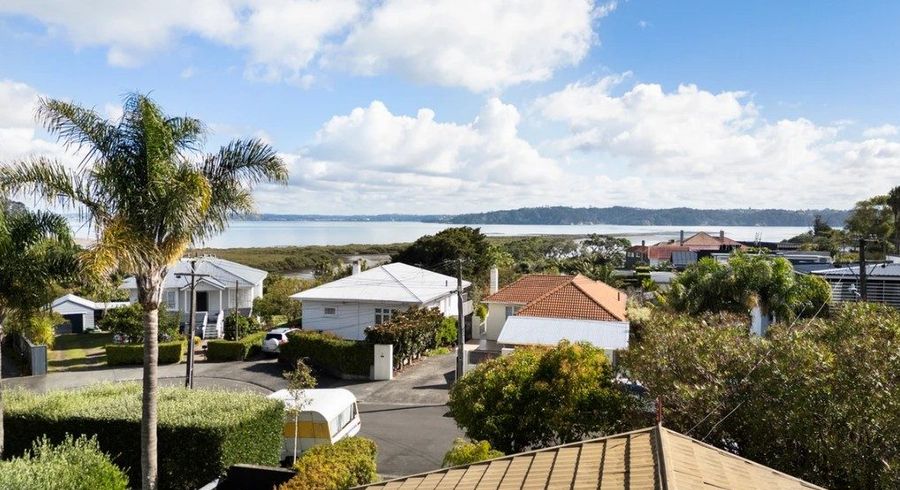  at 6 Weona Place, Westmere, Auckland City, Auckland