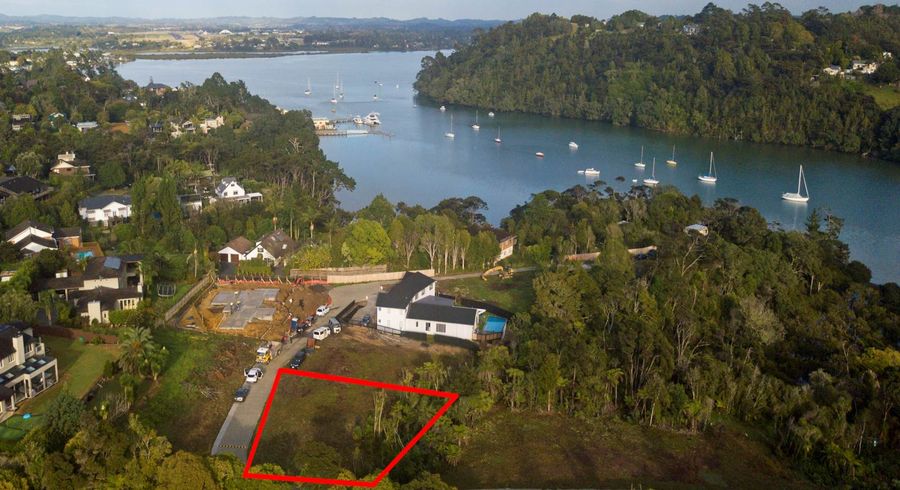  at 8 Henry Blyth Lane, Greenhithe, Auckland