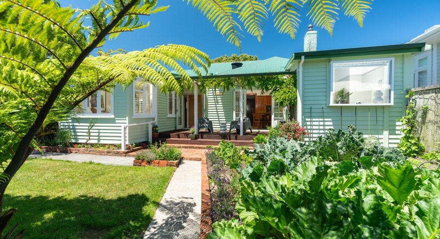  at 20 Plymouth Street, Karori, Wellington