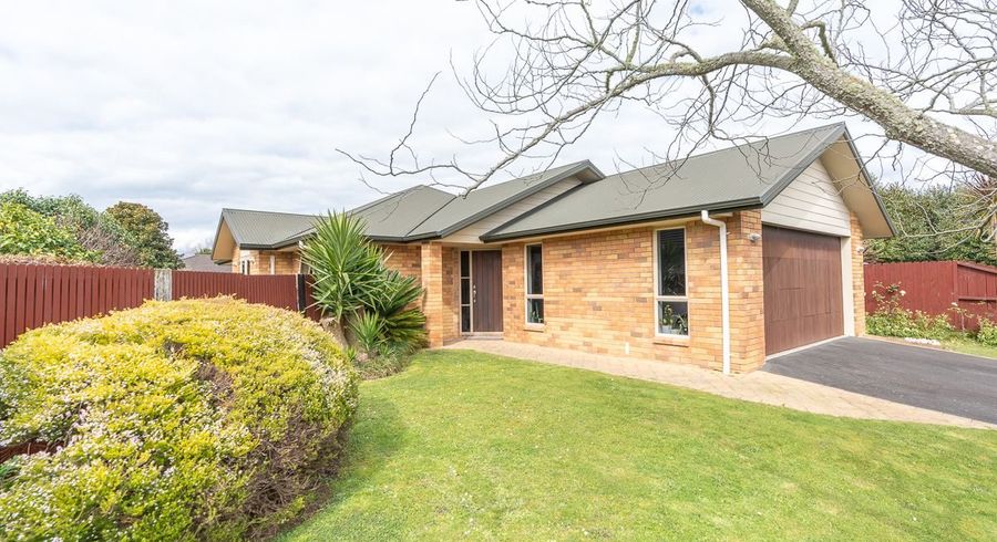  at 9 St James Drive, Huntington, Hamilton