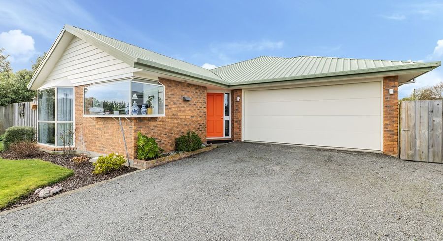  at 6 Oldham Place, Darfield, Darfield