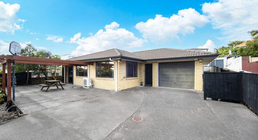  at 27A Exminster Street, Blockhouse Bay, Auckland