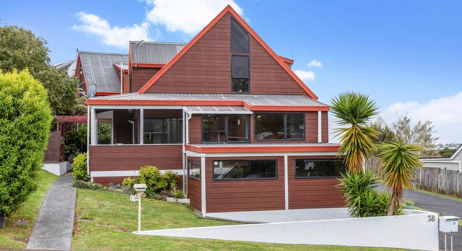  at 1/38 Rhinevale Close, Henderson, Auckland