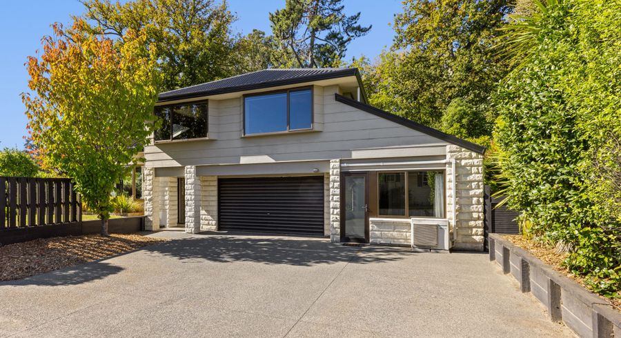  at 153 Cashmere Road, Cracroft, Christchurch City, Canterbury
