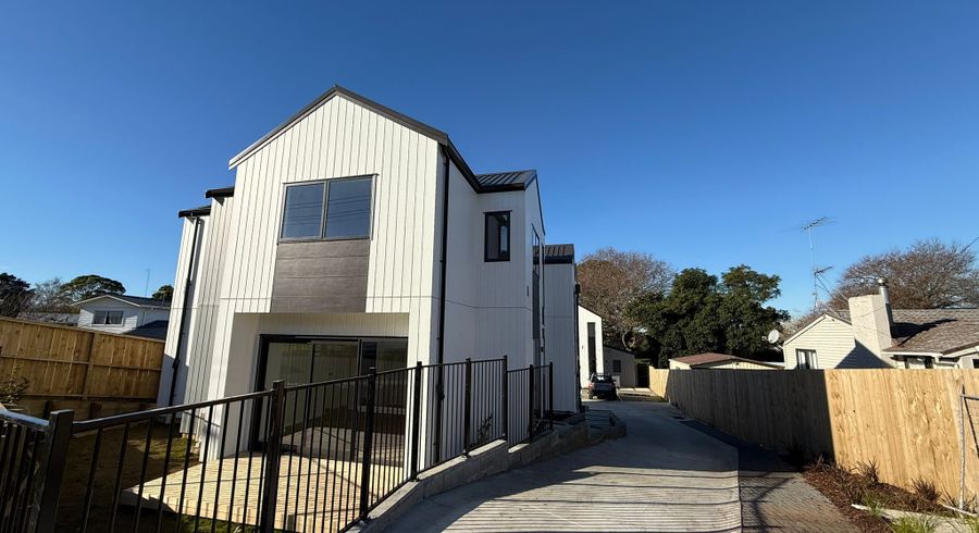  at 9 Tuakana Street, Point England, Auckland City, Auckland