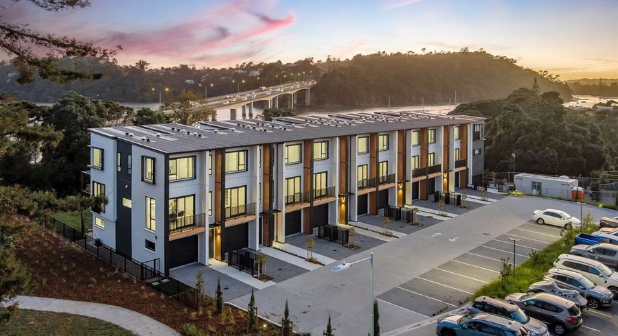  at 8 Beach Road, Hobsonville, Auckland