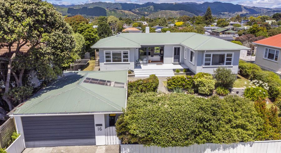  at 16 Francis Road, Paraparaumu Beach, Paraparaumu