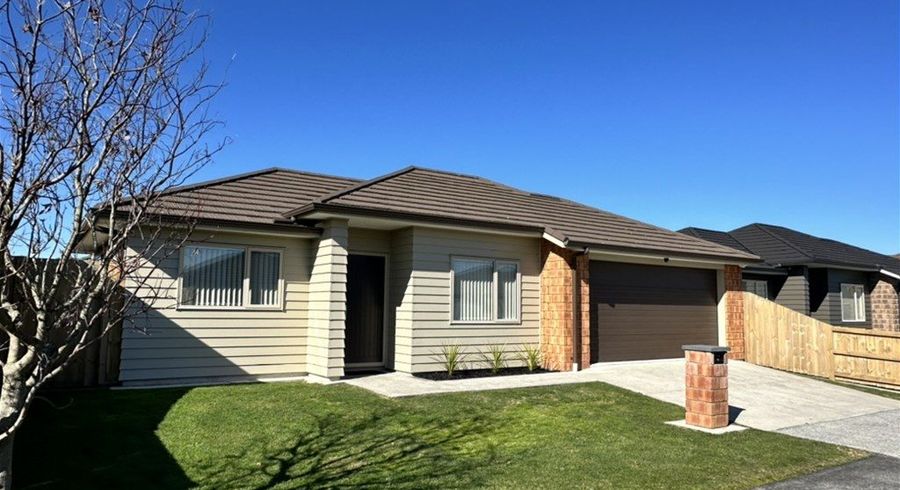  at 11 Charlotte Crescent, Dinsdale, Hamilton, Waikato