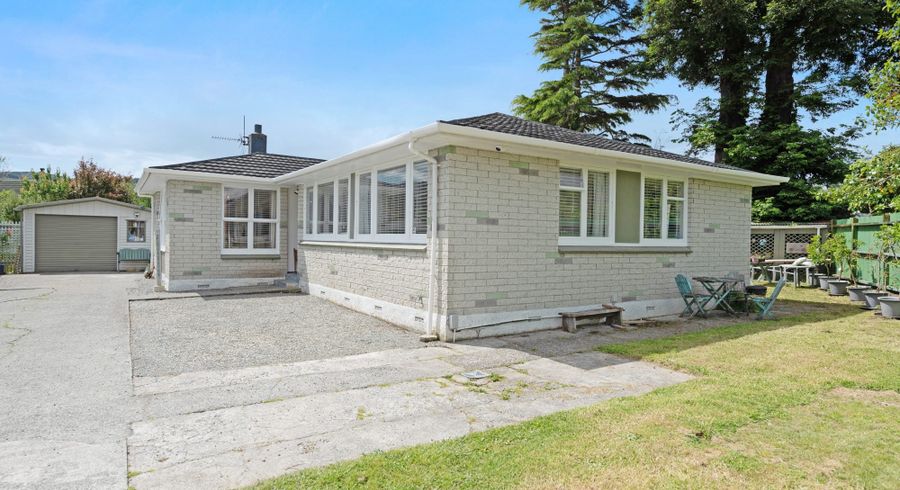  at 7 Ponderosa Grove, Maoribank, Upper Hutt