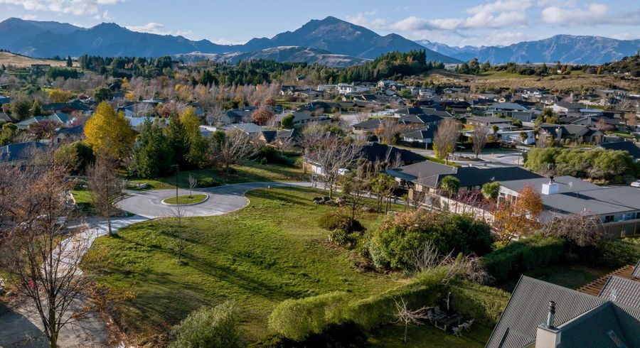  at 7 Greenwood Lane, WANAKA