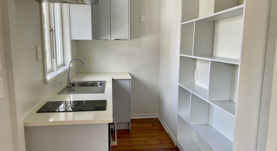  at 5/1710 Great North Road, Avondale, Auckland City, Auckland