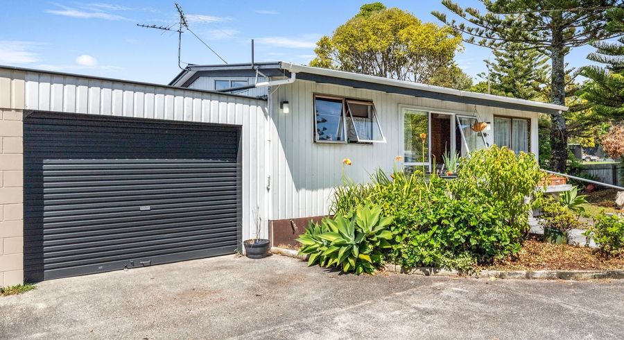  at 33a Ladies Mile, Manly, Rodney, Auckland