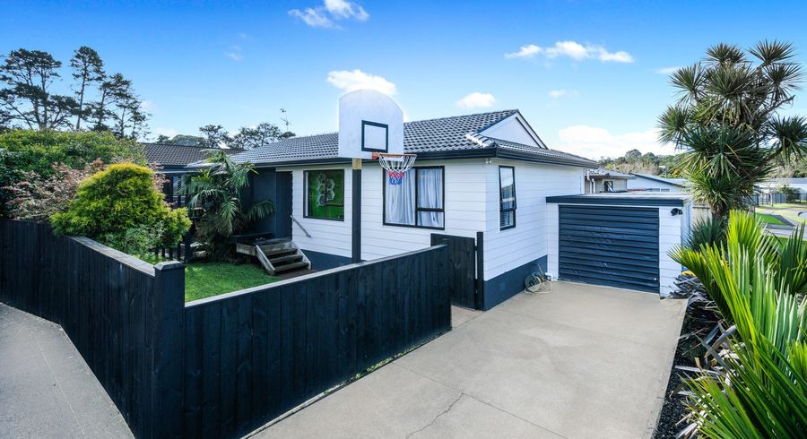  at 1/29 Karepo Crescent, Ranui, Auckland