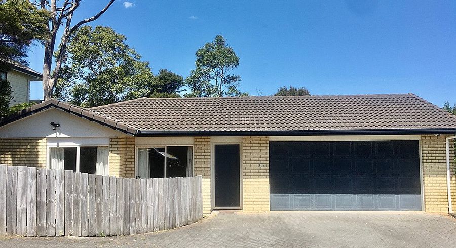  at 636E East Coast Road, Pinehill, North Shore City, Auckland