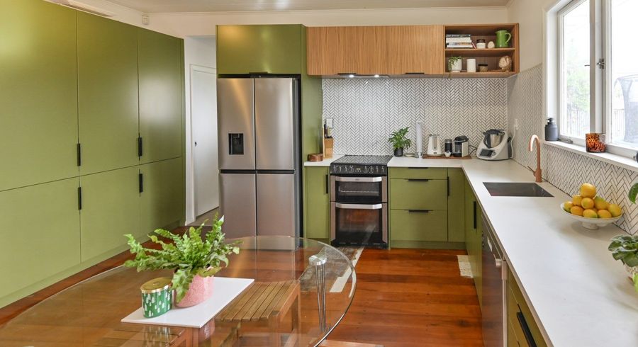  at 920 Nelson Street North, Mahora, Hastings