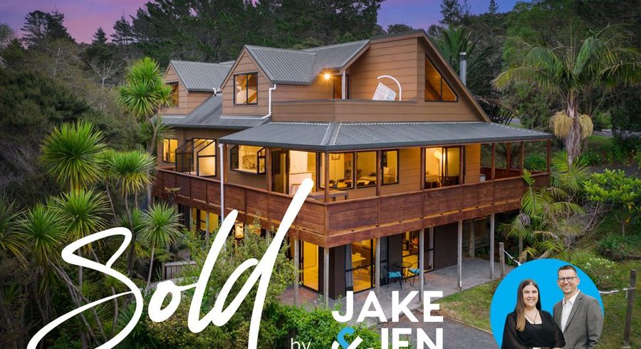  at 60 Scott Road, Stanmore Bay, Whangaparaoa