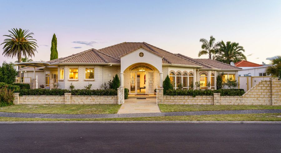  at 2 Florida Key, Papamoa Beach, Papamoa