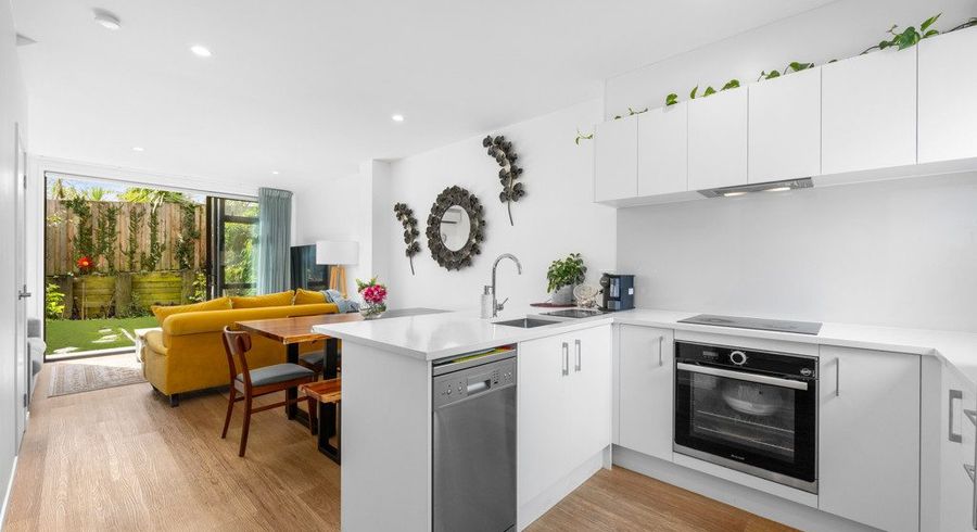  at 38 Kotuitui Street, Manukau, Auckland