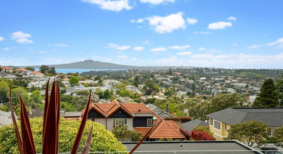  at 2/198 Remuera Road, Remuera, Auckland