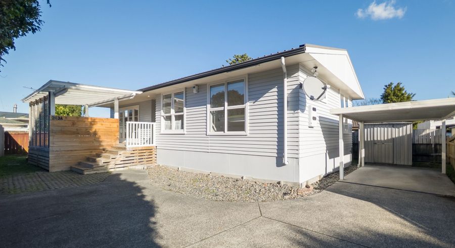  at 2/243 Lake Road, Northcote, North Shore City, Auckland