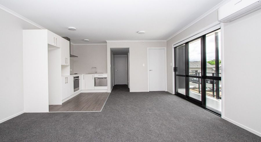  at 109/17 Vialou Street, Hamilton Central, Hamilton