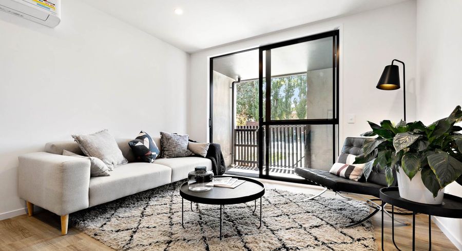  at 3/2 Tahuhu Road, Mount Wellington, Auckland