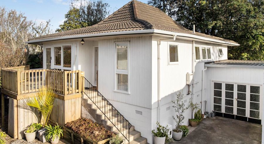  at 2/89 Diana Drive, Glenfield, North Shore City, Auckland