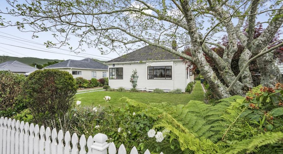 at 9 Poole Crescent, Wainuiomata, Lower Hutt