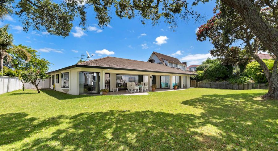  at 32 Stevenson Way, Cockle Bay, Auckland
