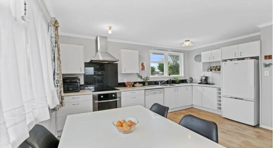  at 250 Seaview Road, Stoke, Nelson