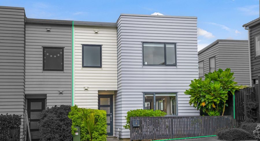  at 6 Kaman Seasprite Road, Hobsonville, Waitakere City, Auckland