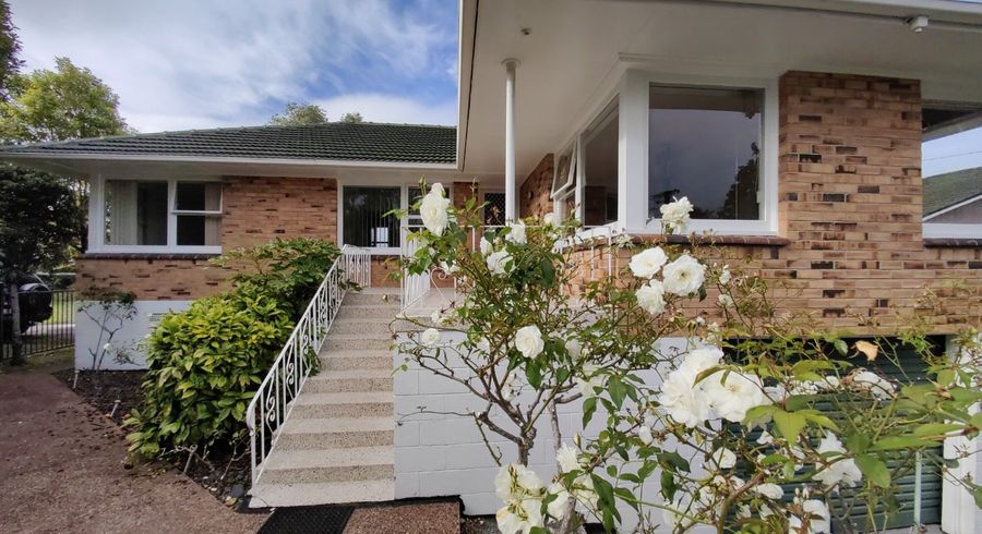  at 42 MacLaurin Street, Blockhouse Bay, Auckland