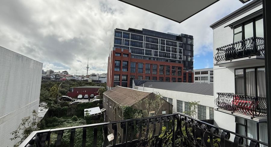  at 2i/30 Randolph St, Eden Terrace, Auckland City, Auckland