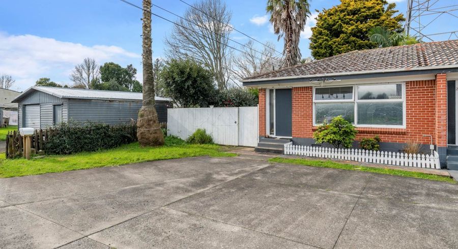 at 1/10 Lotus Lane, Mangere East, Manukau City, Auckland