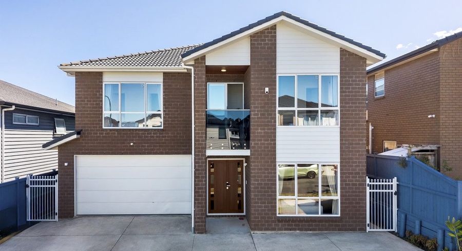  at 10 Peihinga Road, Flat Bush, Manukau City, Auckland
