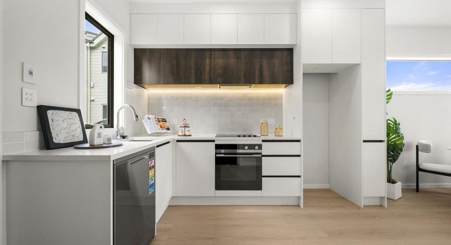  at 7/8 Clensmore Place, Torbay, North Shore City, Auckland