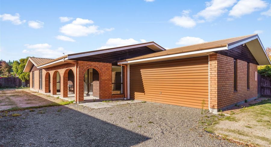  at 7 Broadhaven Avenue, Parklands, Christchurch
