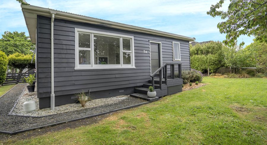 at 54 Lithgow Place West, Glengarry, Invercargill