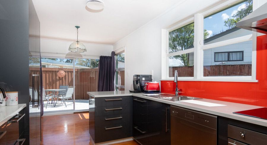  at 86 Universal Drive, Henderson, Auckland