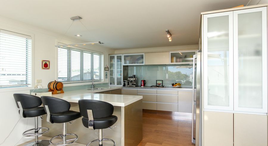  at 22 Belt Road, Moturoa, New Plymouth