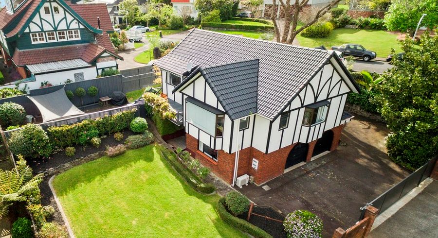  at 26 Pah Road, Cockle Bay, Auckland
