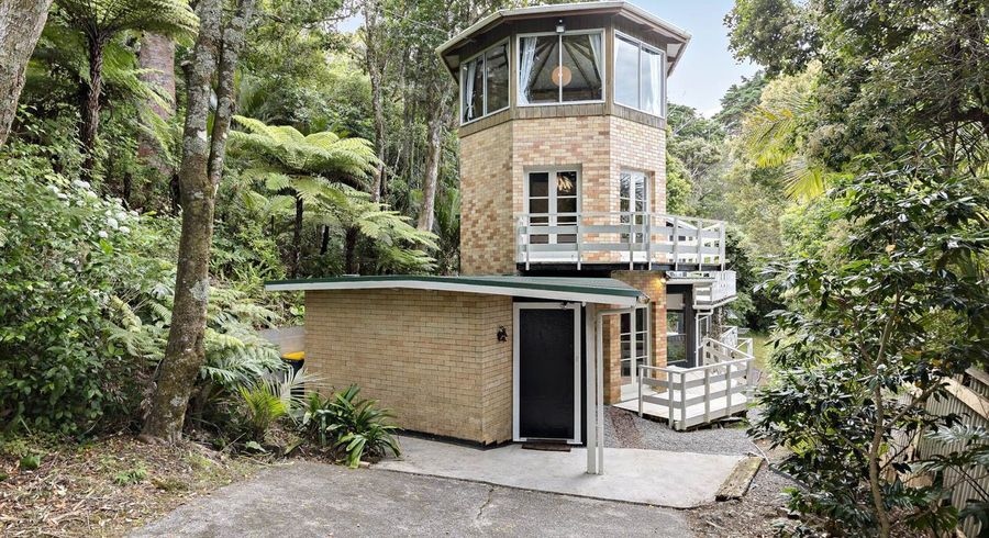  at 7A Tinopai Road, Titirangi, Auckland
