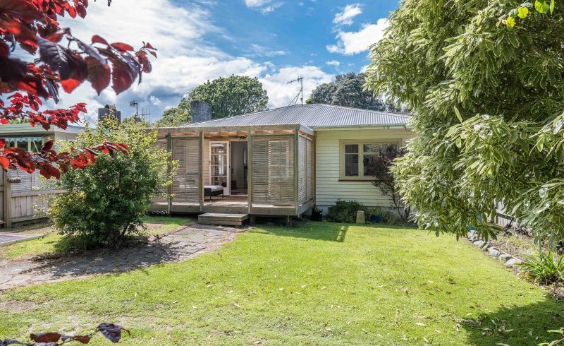  at 14 Alexander Road, Raumati Beach, Paraparaumu