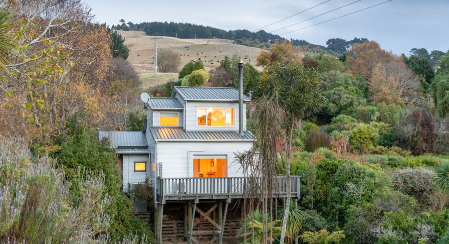  at 41 Greenacres Street, Macandrew Bay, Dunedin