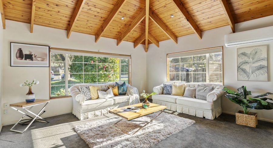  at 39 Millstream Drive, Henderson, Auckland