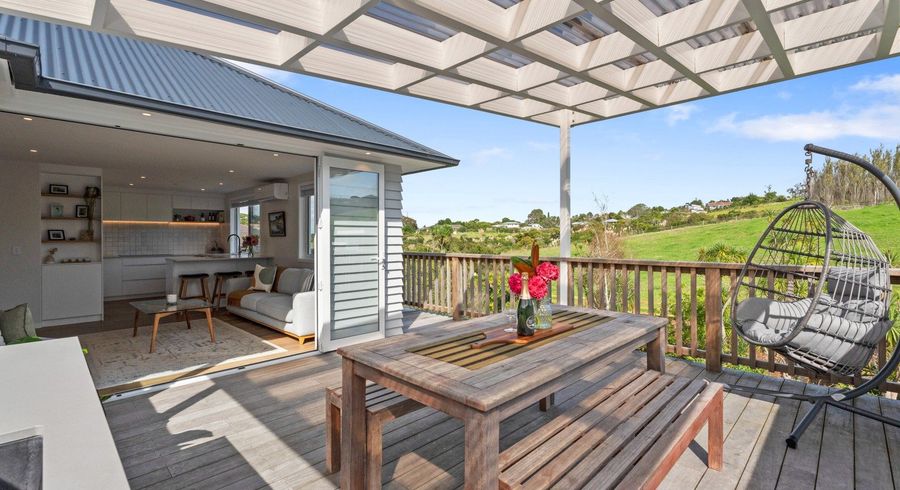  at 31 Apirana Avenue, Glen Innes, Auckland