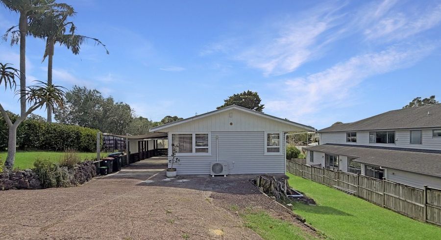  at Blockhouse Bay, Auckland City, Auckland