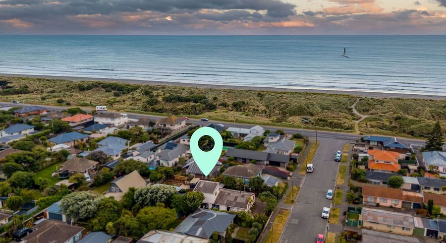  at 16 Sandra Street, South New Brighton, Christchurch