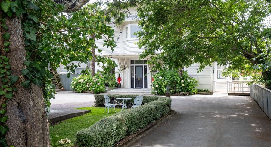  at 27 Fitzroy Road, Bluff Hill, Napier, Hawke's Bay