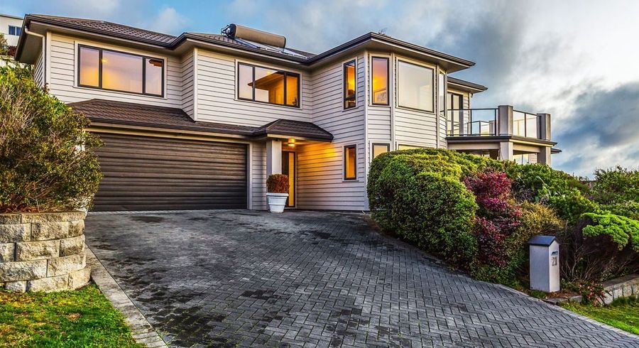  at 21 Aspiring Terrace, Aotea, Porirua